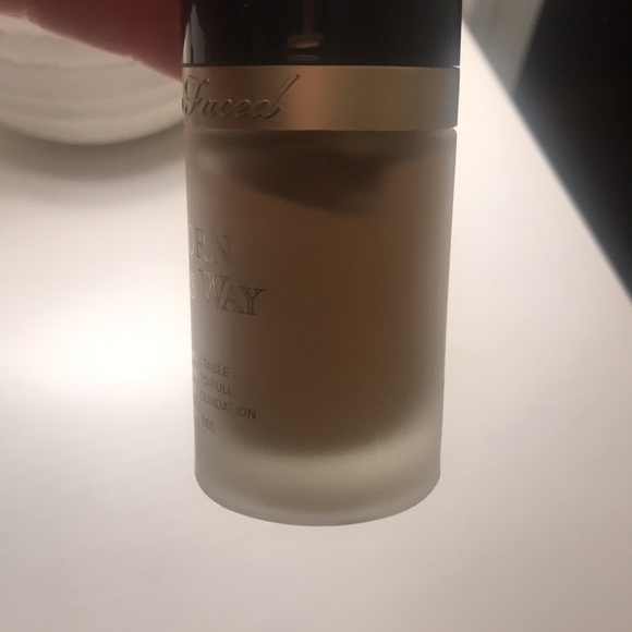 Too Faced Born This Way Foundation - Picture 3 of 3